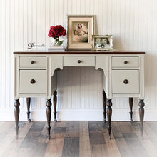 Load image into Gallery viewer, Putty