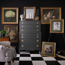 Load image into Gallery viewer, Wellington